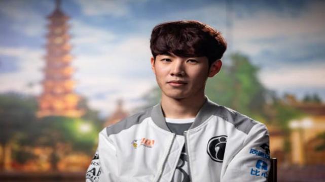 均不够出色 均不够出色